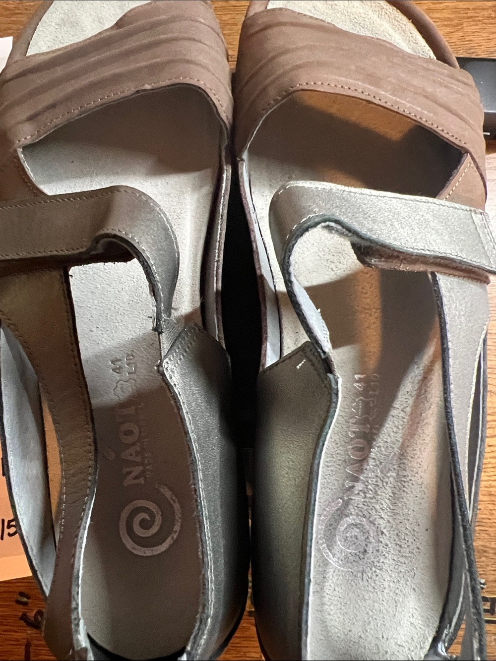 Naot Size 41 Ladies 10 Brown Bronze & Gray Silver Strapped Sandal